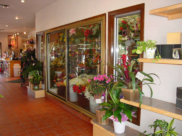 Rowland Heights Florist & Flower Delivery R&A Robinson Florist